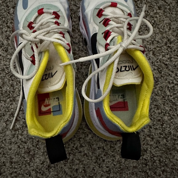 Nike Air Max 270 React Bauhaus Women’s 6.5 - Picture 5 of 7